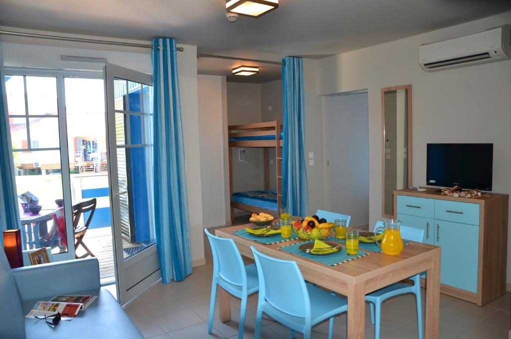 Lagrange Grand Bleu Vacances - Residence La Grenadine Marseillan  Værelse billede